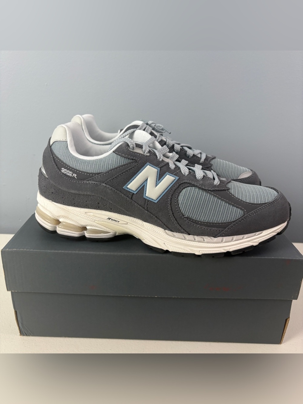 New Balance 2002R Magnet Lead Steel Blue M2002RFB Shoes Sneakers Men’s Sz 12